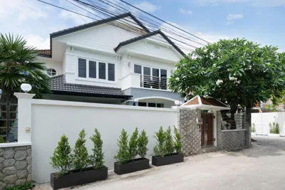 7BR Grand Pool Villa in heart Patong – Foto 7