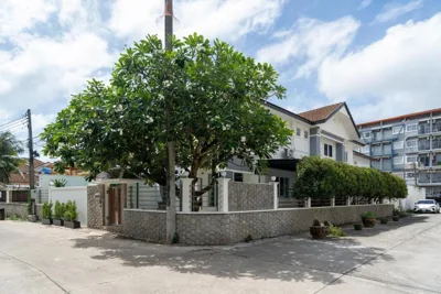 7BR Grand Pool Villa in heart Patong – Foto 15